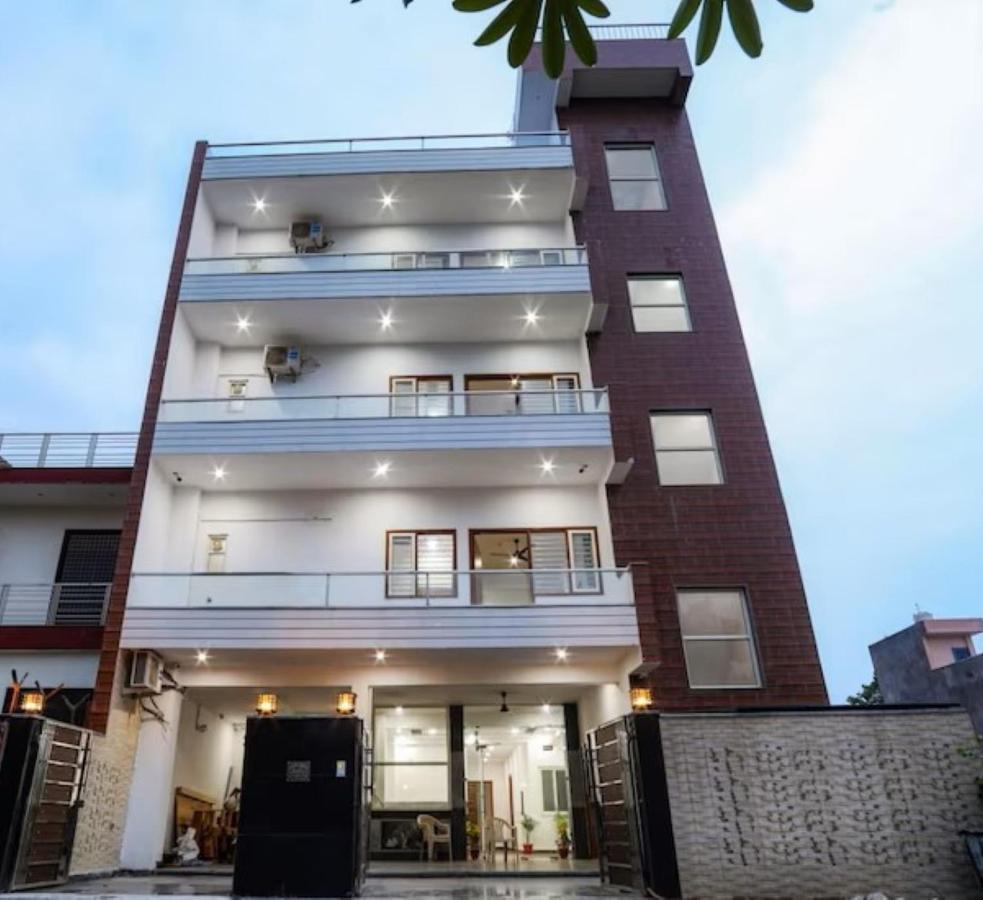 The Castle Blue Greater Noida Exterior foto